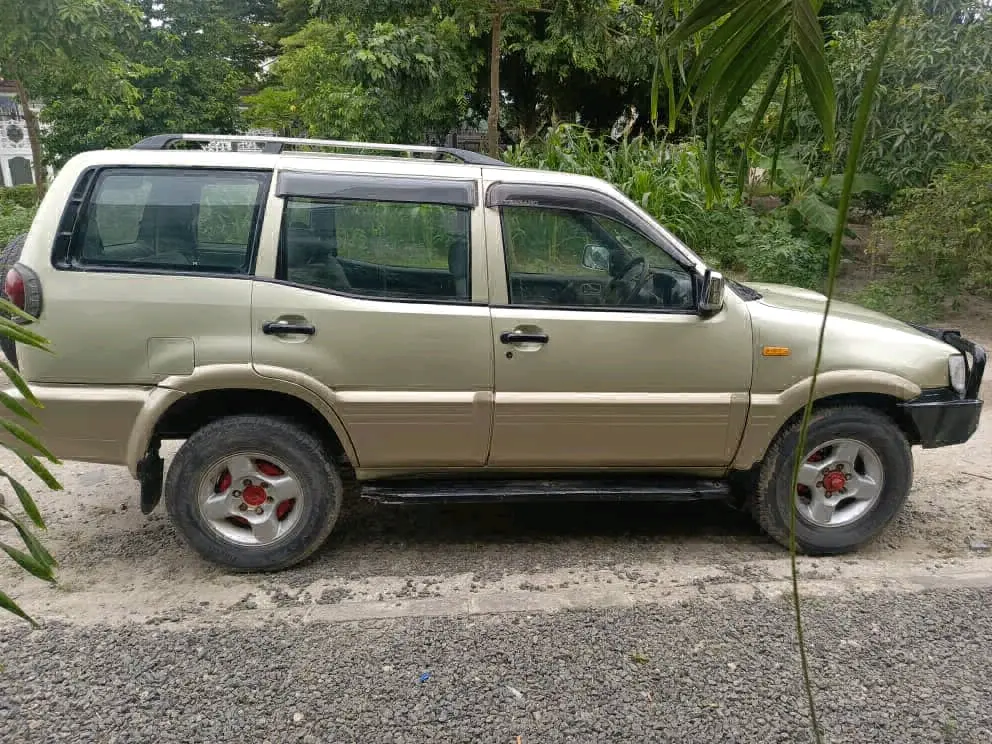 Nissan Terrano 2004 thumbnail 8