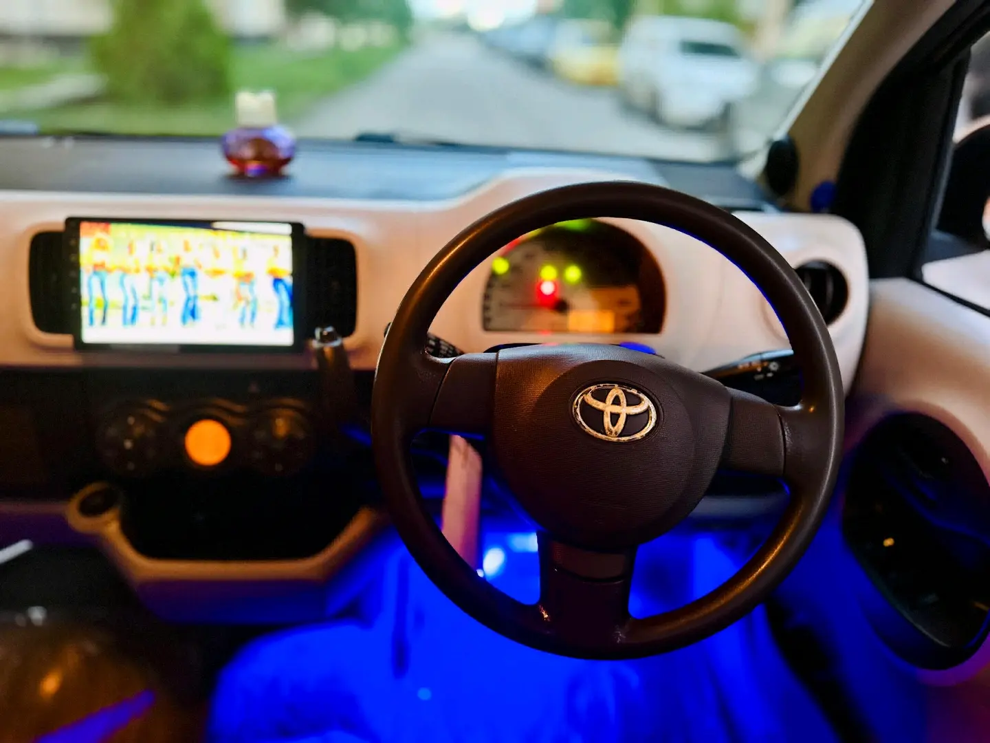 Toyota Passo (Copper) thumbnail 9