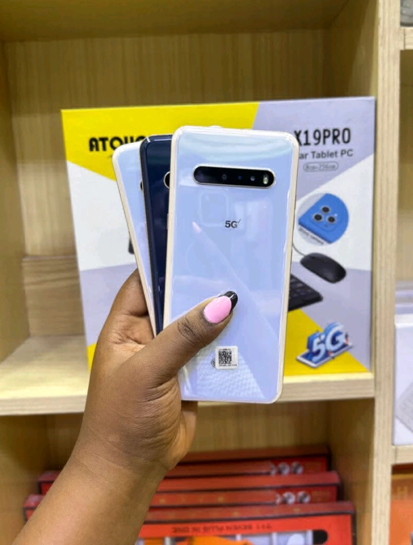 Samsung & iPhone Smartphones and Accessories (Earphones, Chargers, Cases) thumbnail 8