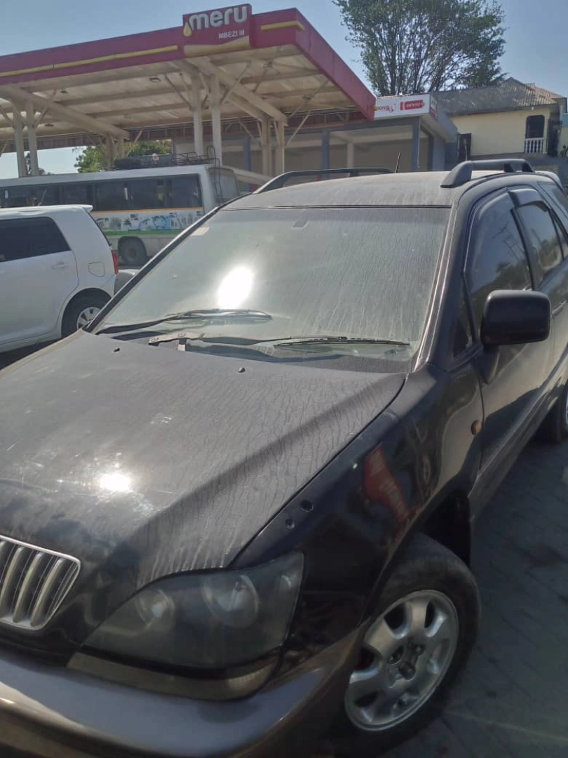Used Toyota Harrier SUV (Engine 5S) Full AC thumbnail 3