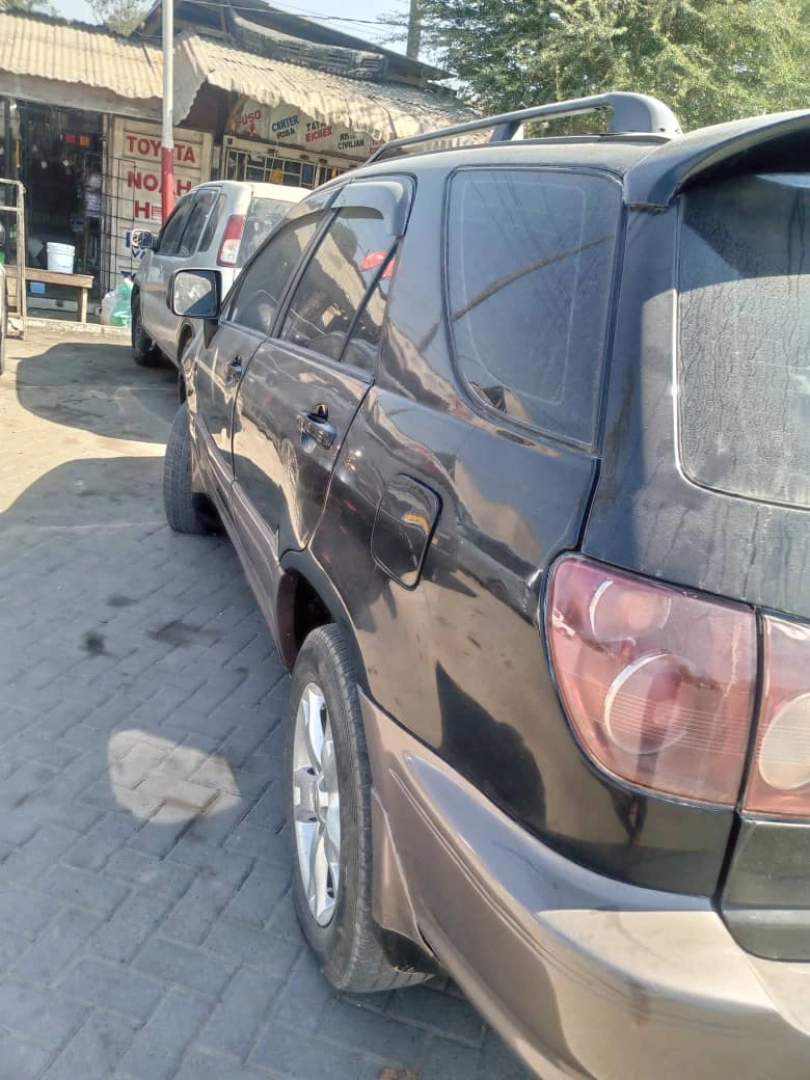 Used Toyota Harrier SUV (Engine 5S) Full AC thumbnail 7
