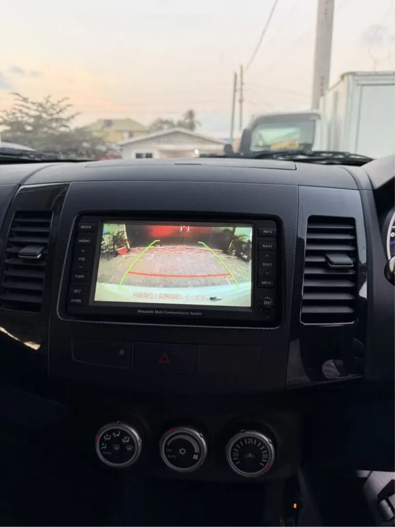 Mitsubishi Outlander 2008 thumbnail 9