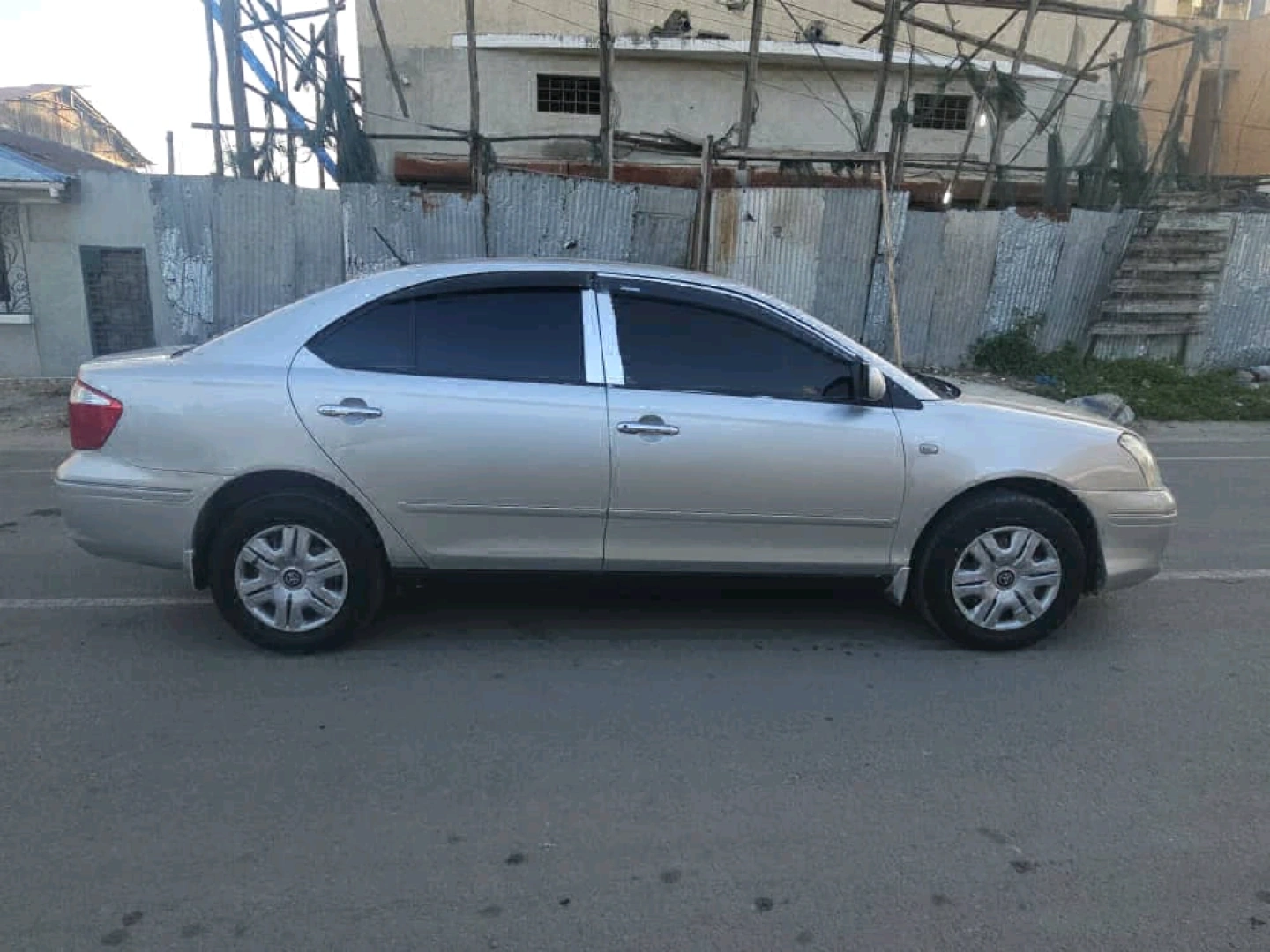 Toyota Premio X 2004 Silver Full AC thumbnail 5