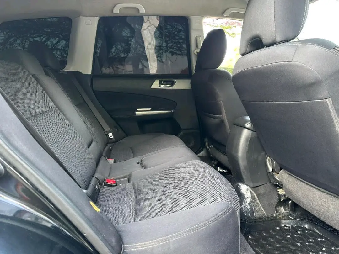 Subaru Forester Turbo 2011 Black thumbnail 7