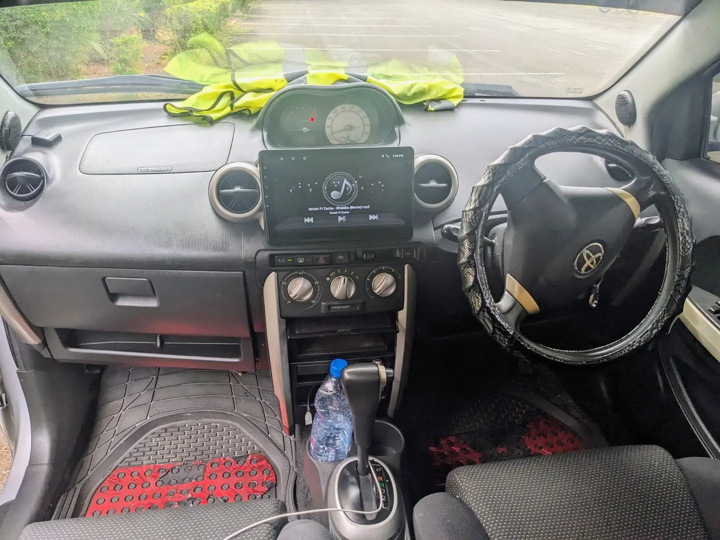 Toyota Ist 2004 (DUZ) thumbnail 8