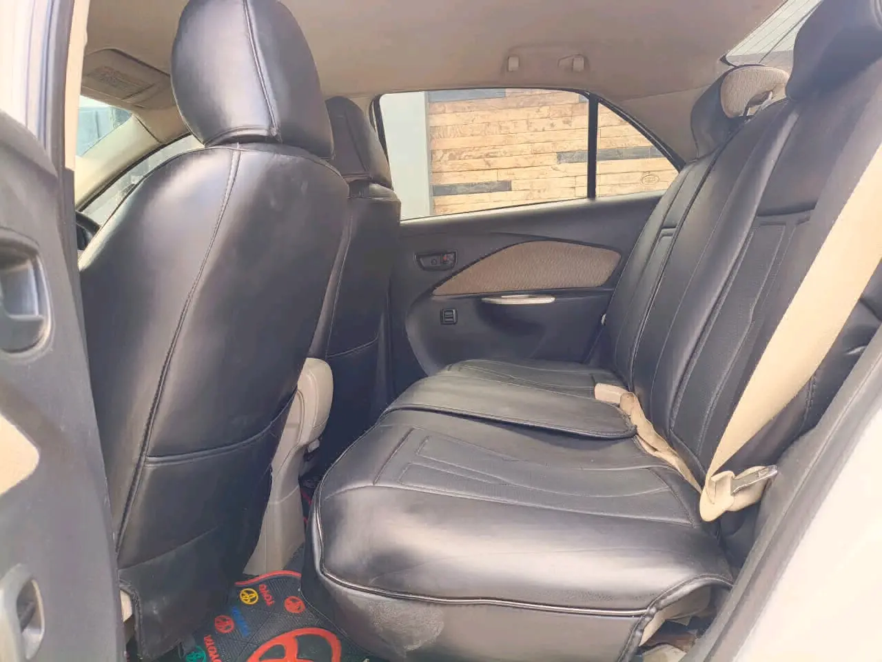 Toyota Belta (DFK) thumbnail 3