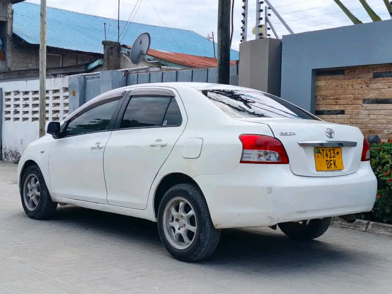 Toyota Belta (DFK) thumbnail 4
