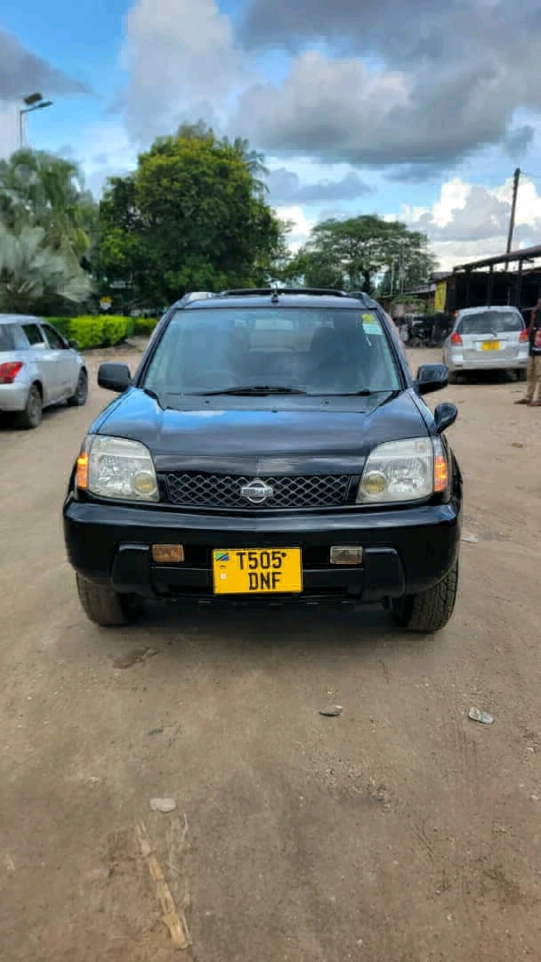 Nissan X-Trail 2005, 1990cc, Full AC thumbnail 5