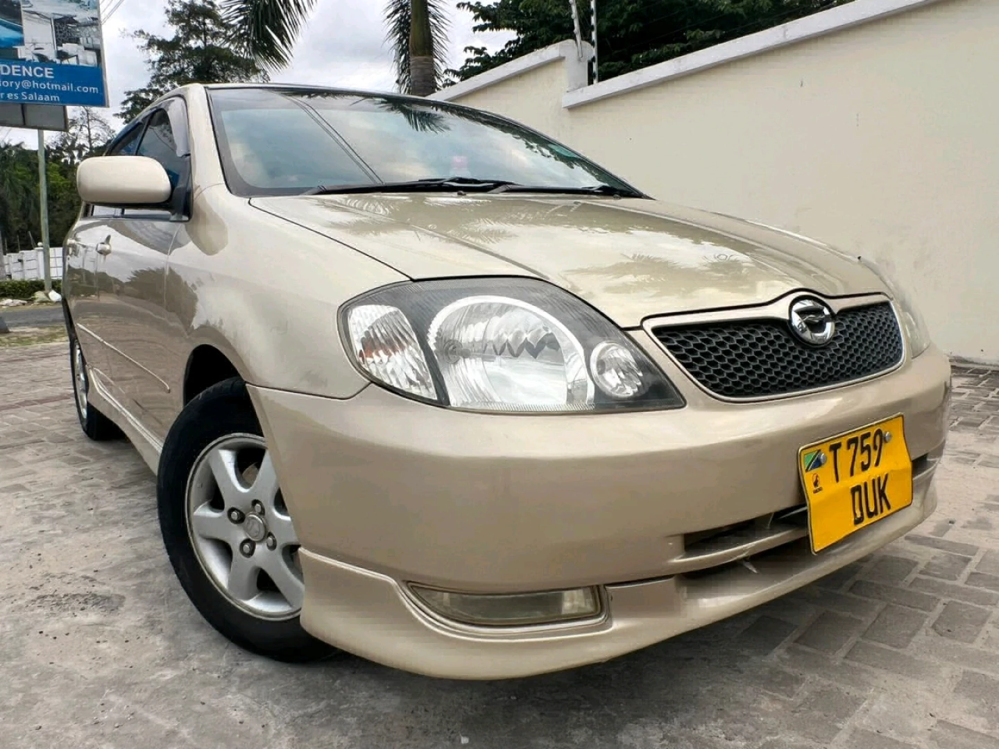 Toyota RunX 2002 Model 1490 CC For Sale thumbnail 4