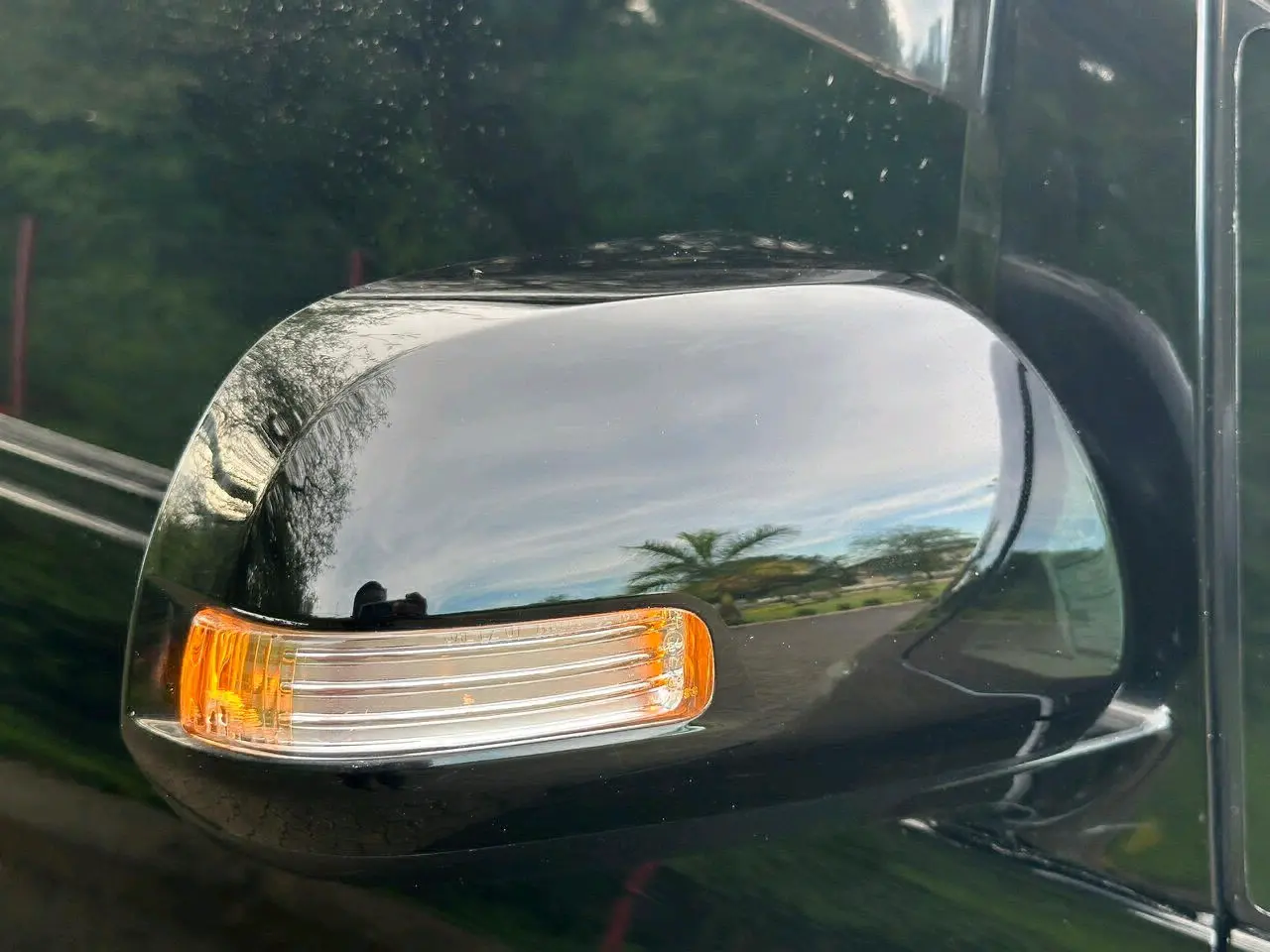 Toyota Alphard (Black) thumbnail 9