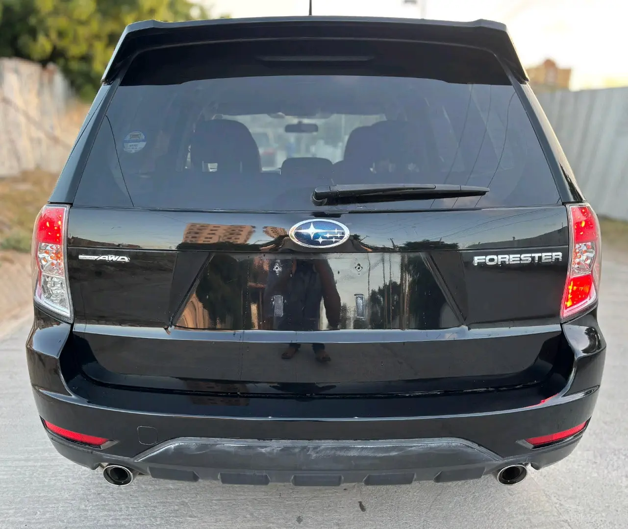 2010 Black Subaru Forester Customized thumbnail 4