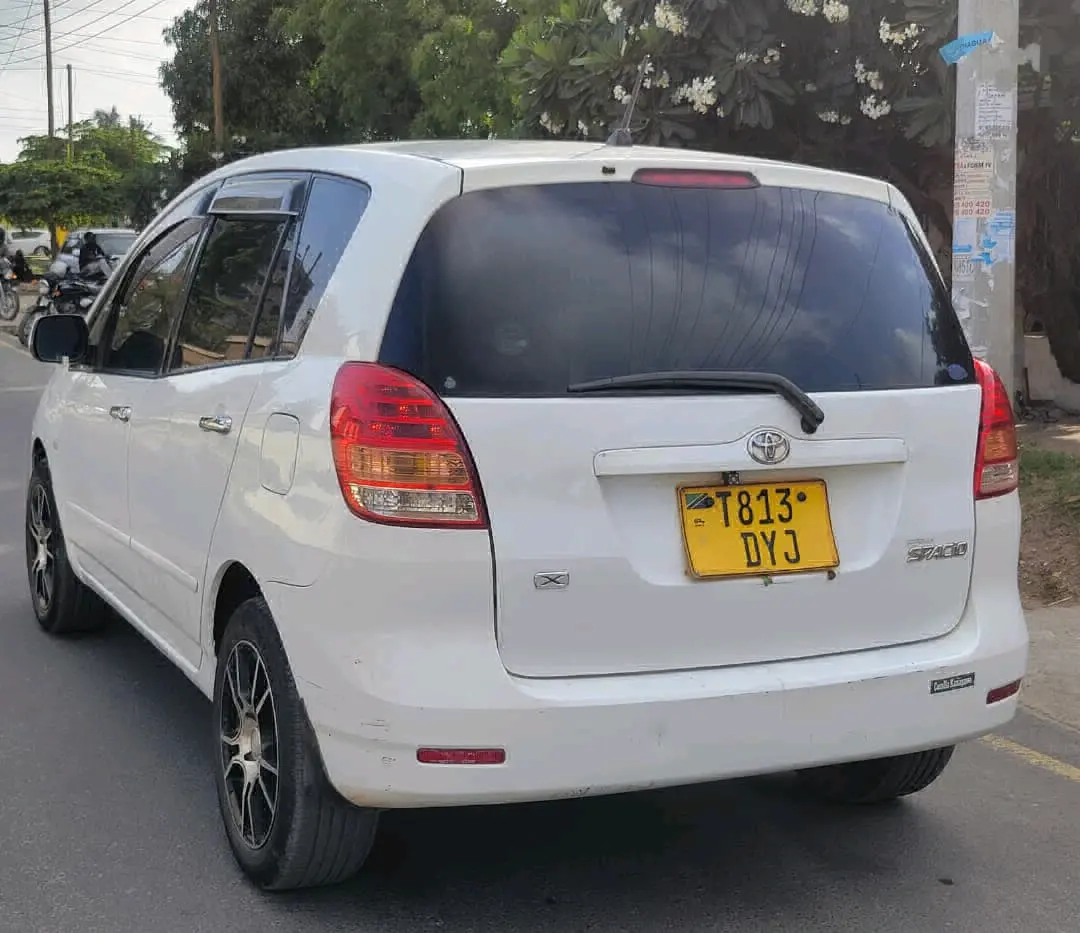 Toyota Spacio Minivan 1490cc, White thumbnail 6