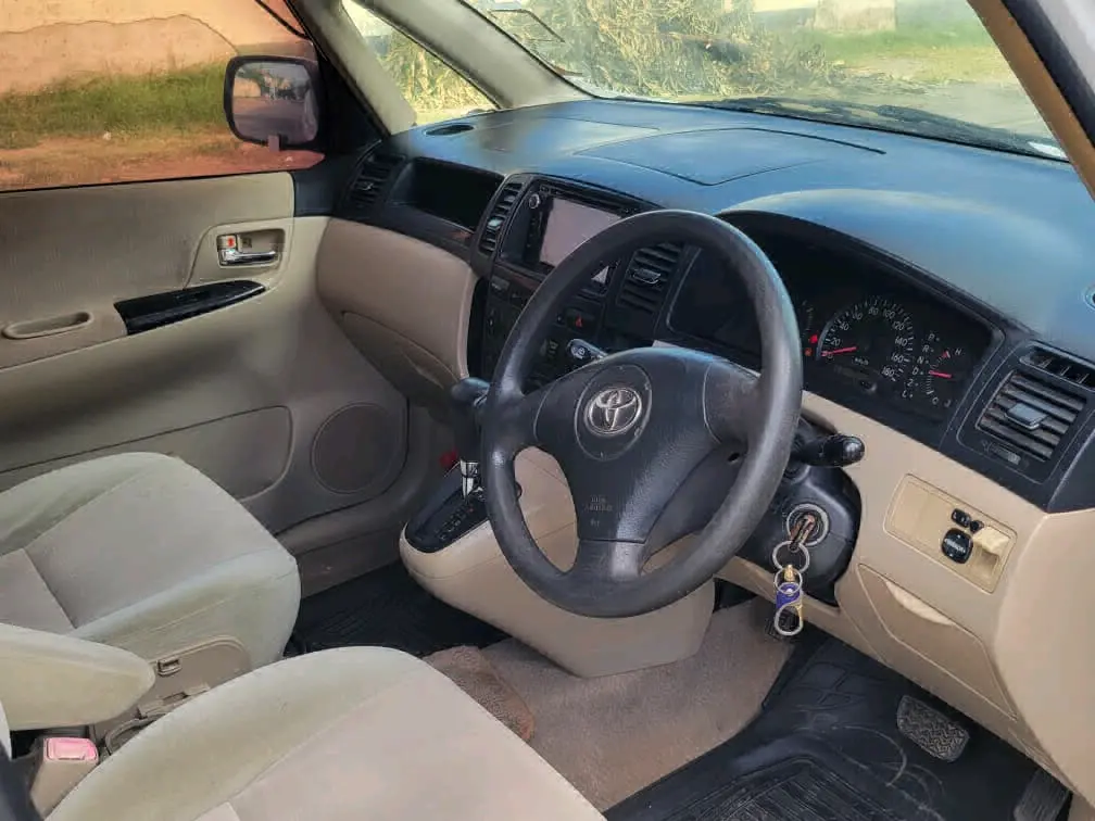 Toyota Spacio Minivan 1490cc, White thumbnail 7