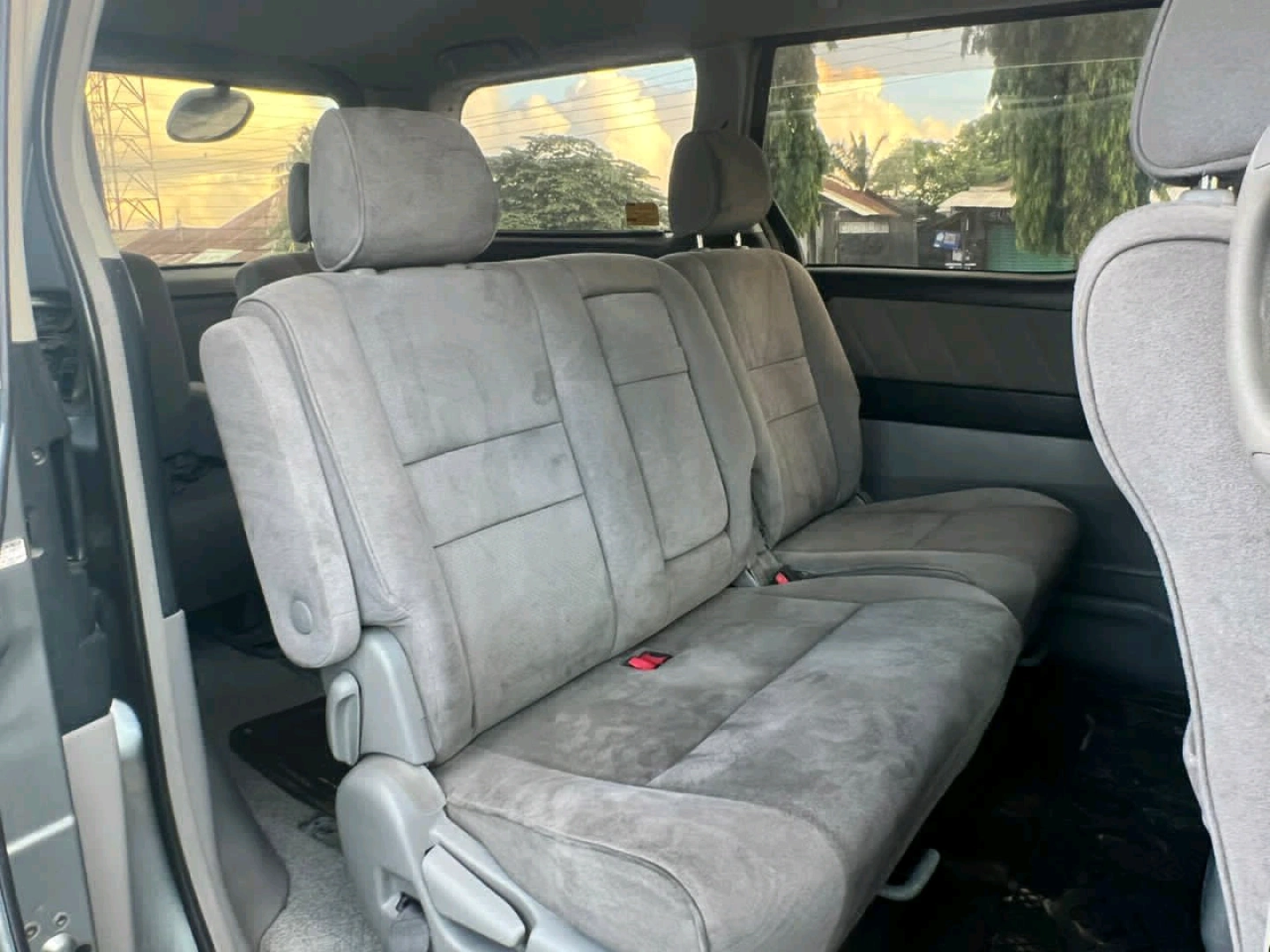 Toyota Alphard DWX 2006 Minivan thumbnail 4