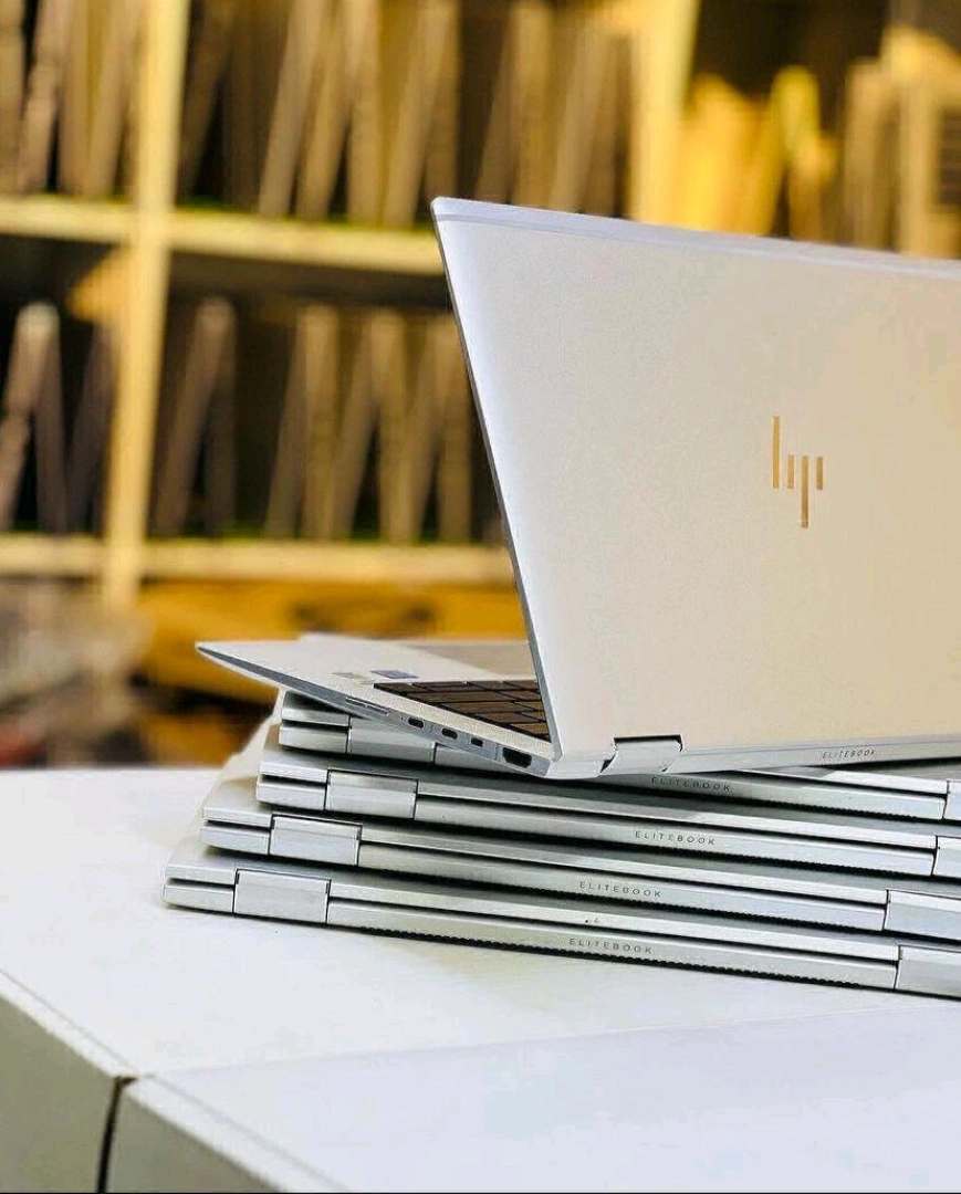 HP EliteBook 1030 x360 G3 Core i7 8th Gen thumbnail 4