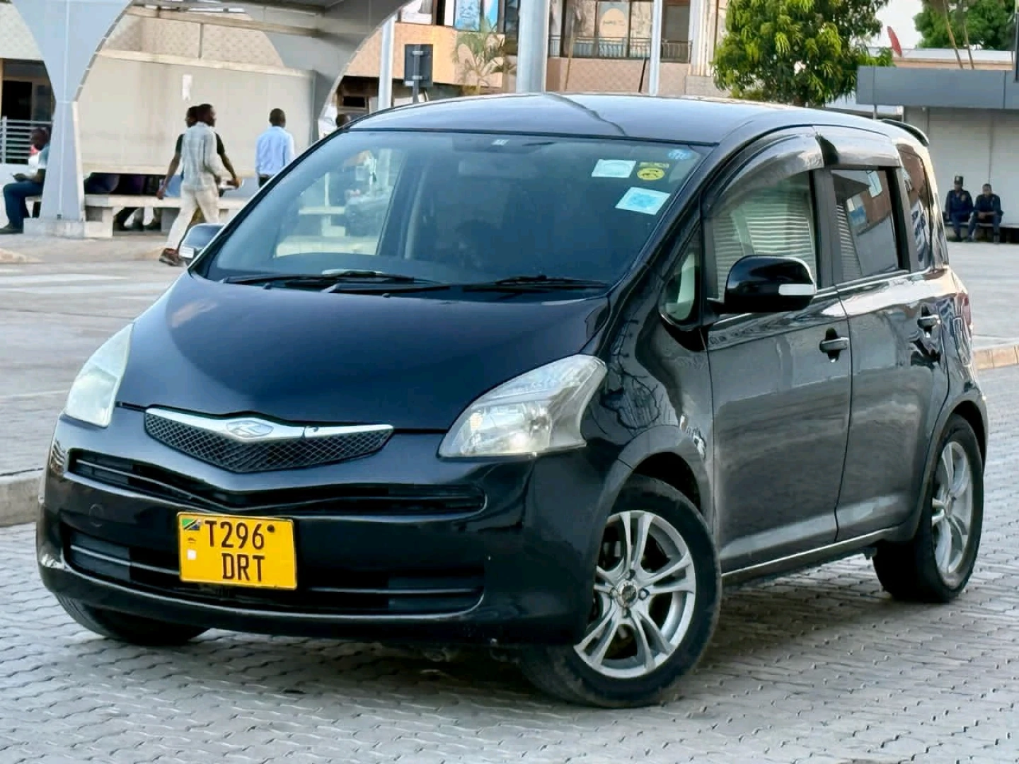 Toyota Ractis 2007 Black 1490cc for Sale thumbnail 2