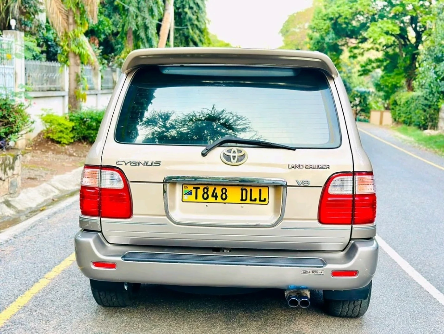Toyota Land Cruiser SUV for Sale Mwanza thumbnail 4