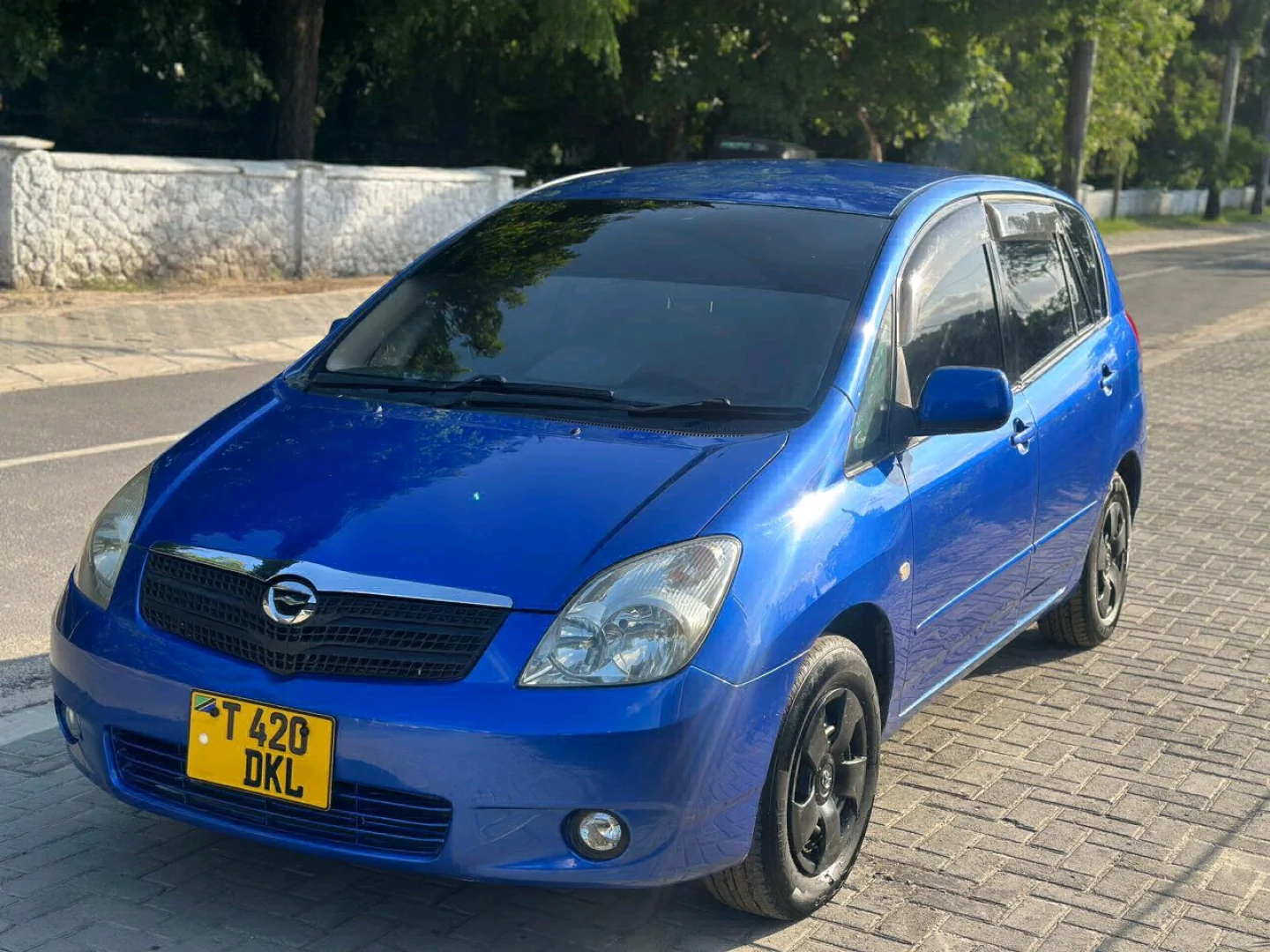 Toyota Spacio 2004 Automatic Minivan thumbnail 2