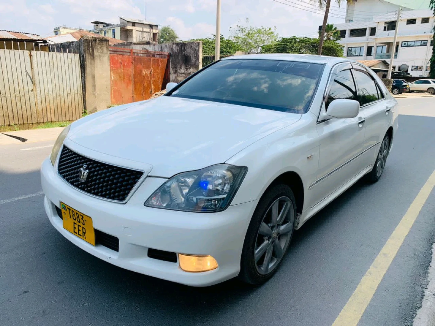 Toyota Crown Athlete EER 2007 Model thumbnail 2