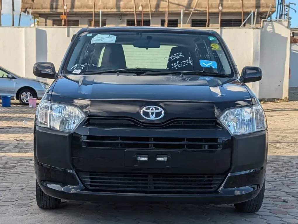 Toyota Probox 2017 New Model thumbnail 5