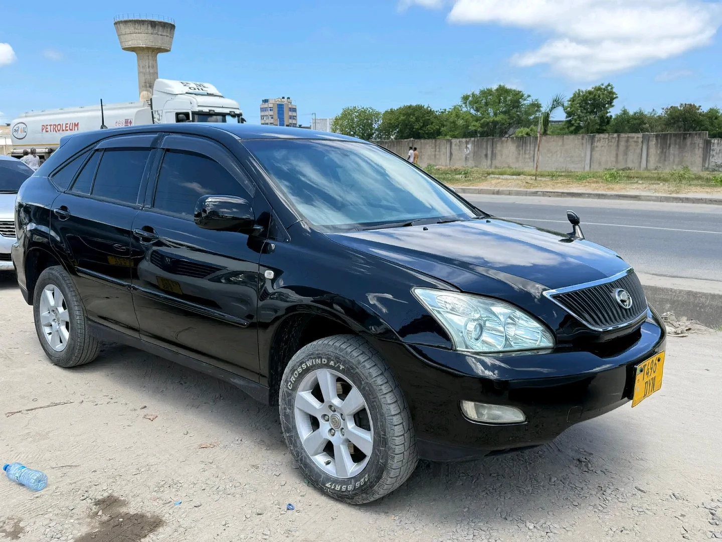Black Toyota Harrier SUV 2005 (Exchange Allowed) thumbnail 2