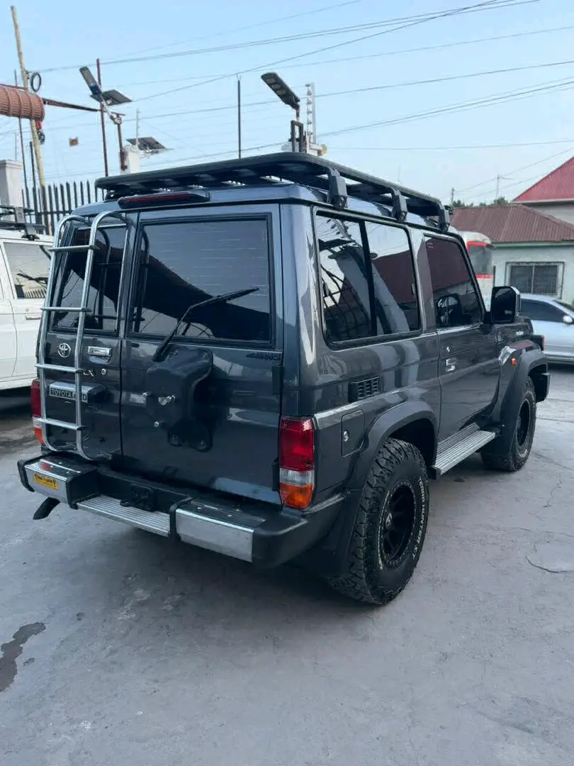 Toyota Land Cruiser LC71 Facelift 2LTE Turbo Diesel thumbnail 4