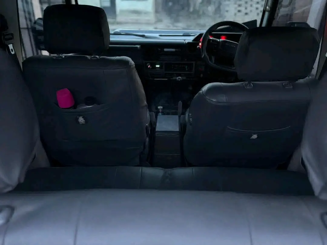 Toyota Land Cruiser LC71 Facelift 2LTE Turbo Diesel thumbnail 6