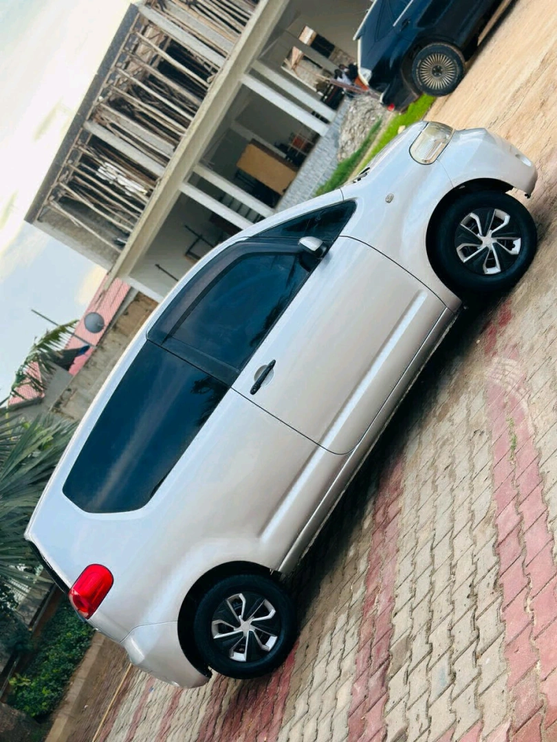 Toyota Porte DLG 1290cc Full AC thumbnail 5