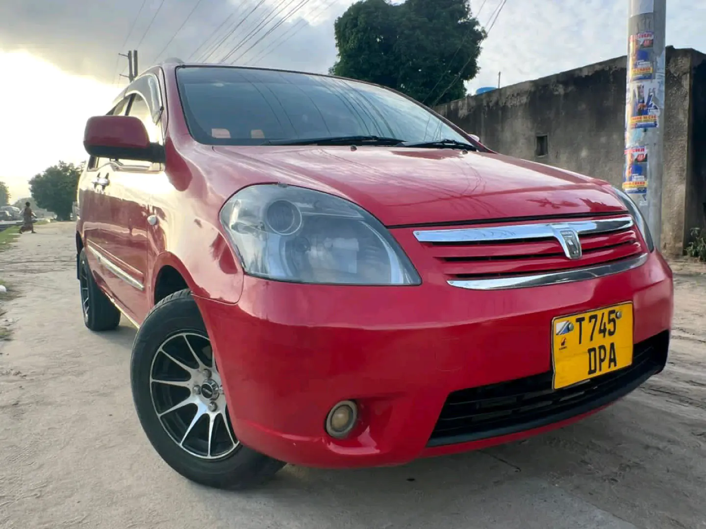 2005 Red Toyota Raum for Sale thumbnail 3