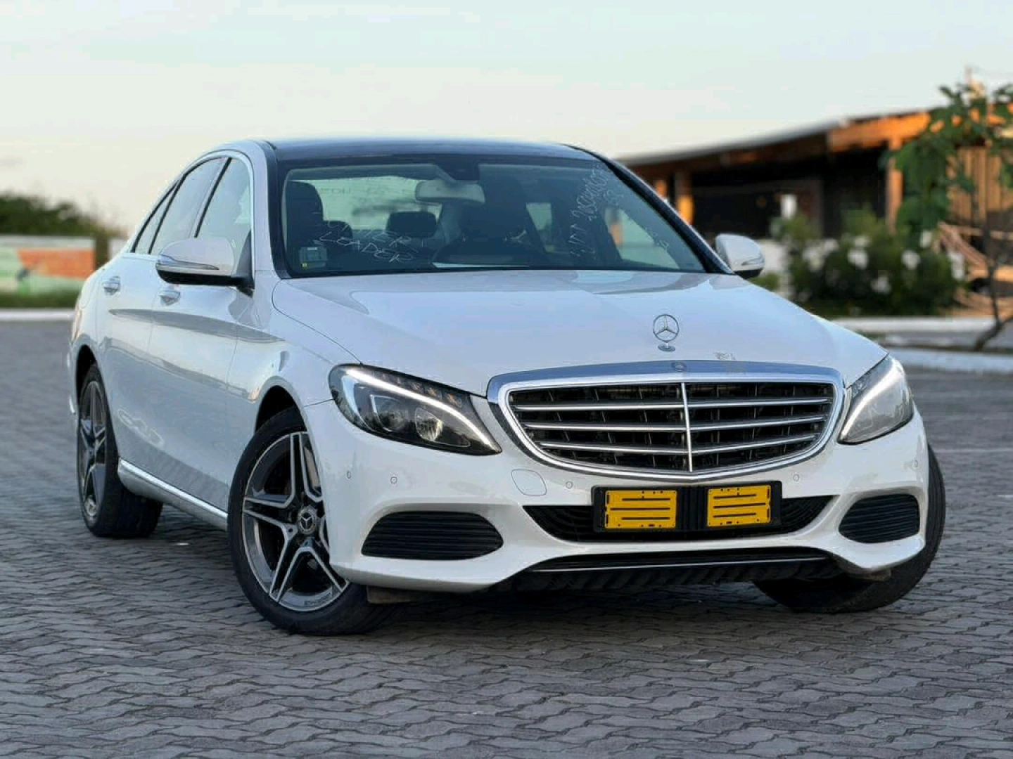 Mercedes Benz C Class 180 (2015) - Panoramic Sunroof