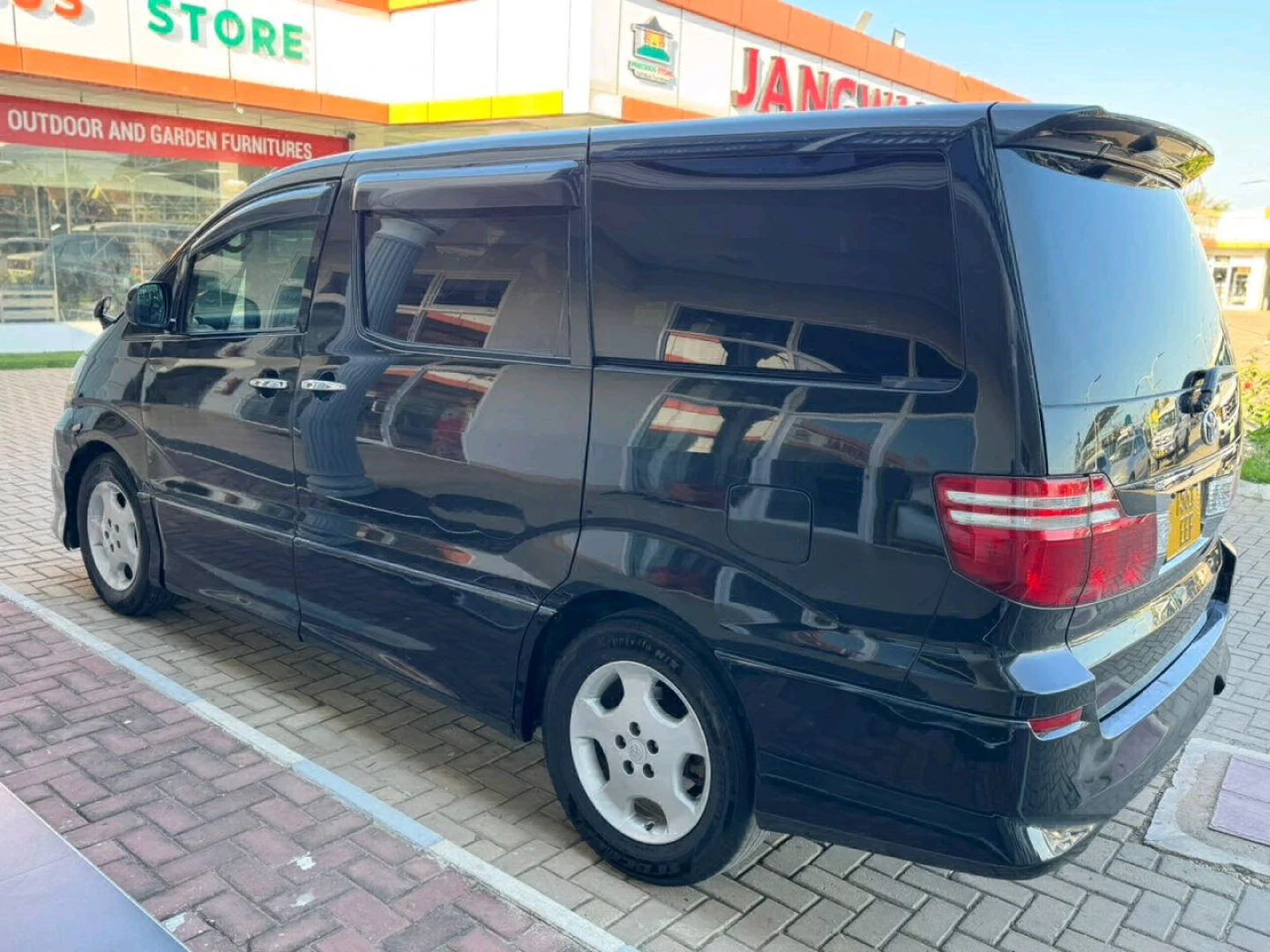 Toyota Alphard 2007 (Reg EEF) thumbnail 5