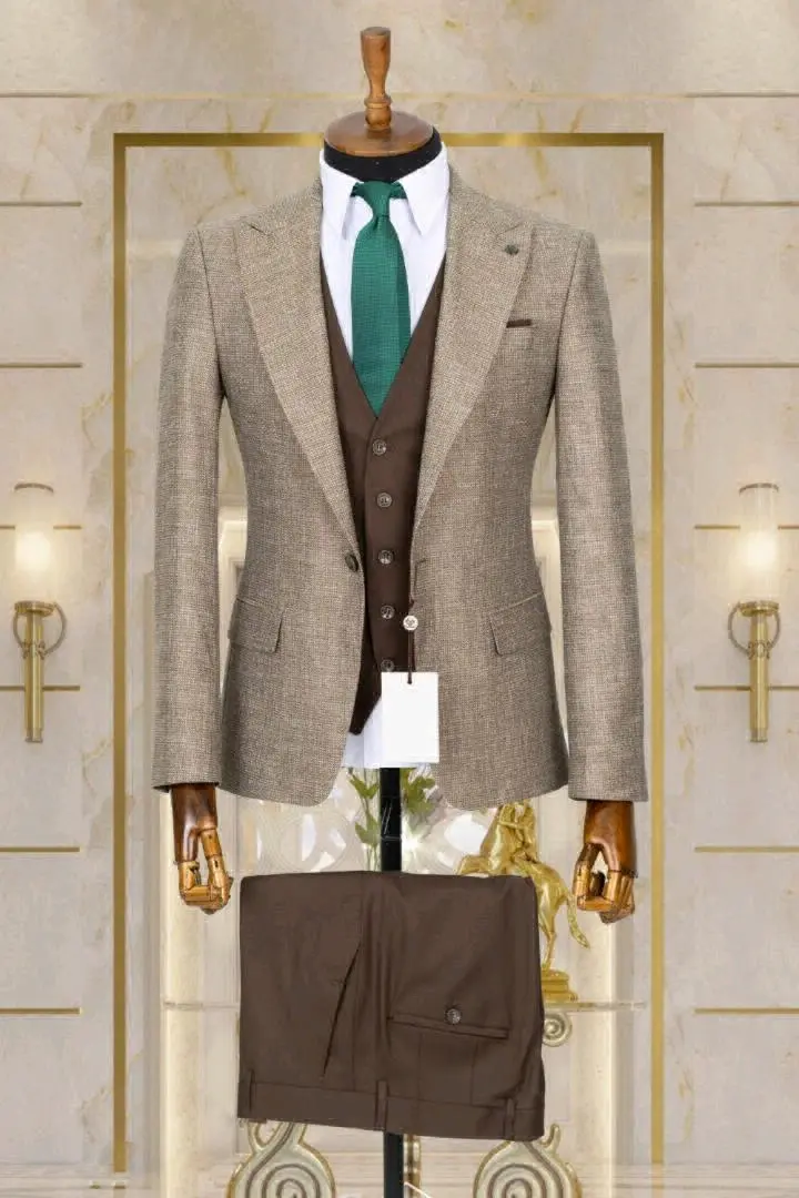 Mario Casas Three-Piece Men's Suit