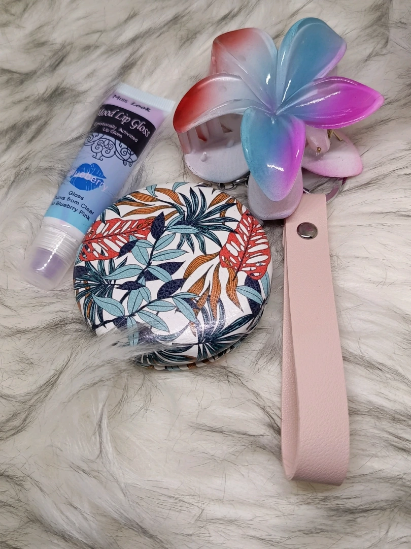 Miss Look Mood Lip Gloss & Beauty Accessories Collection