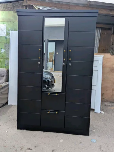 Kabati Milango Mitatu (3-Door Wardrobe)