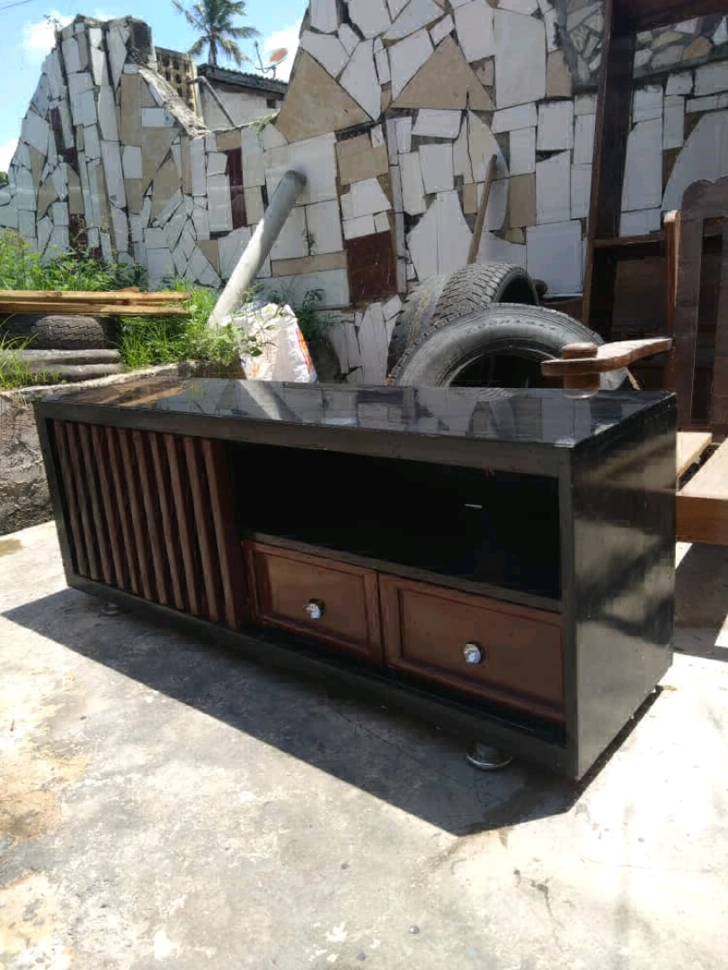 Black and Brown Wooden TV Stand/Cabinet