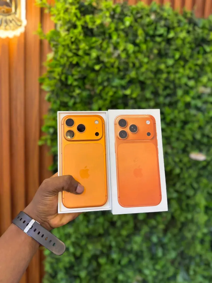 Brand New Apple iPhone 17 Pro Max 2TB thumbnail 2
