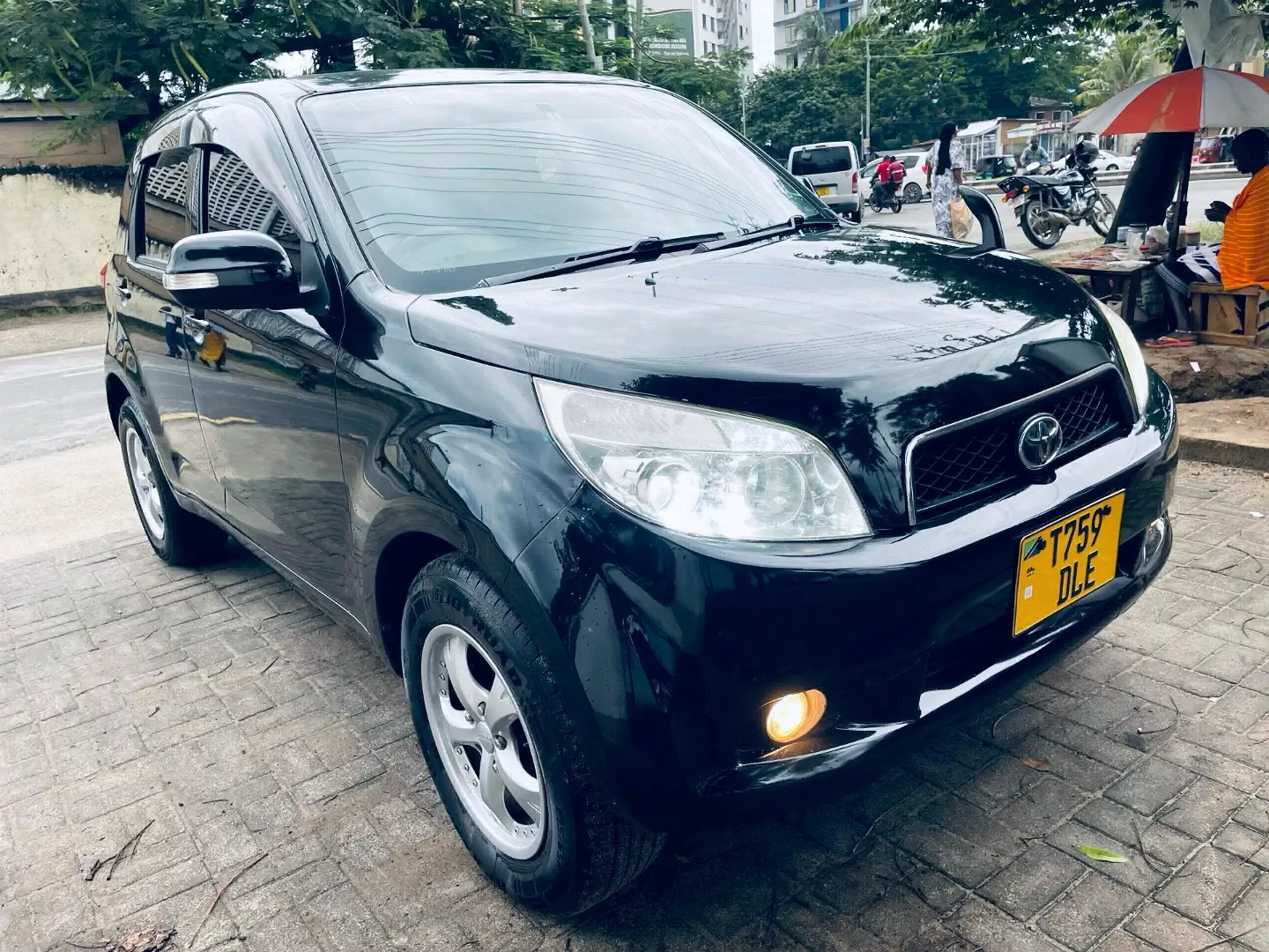 Toyota Rush 2010 SUV 1490cc thumbnail 3