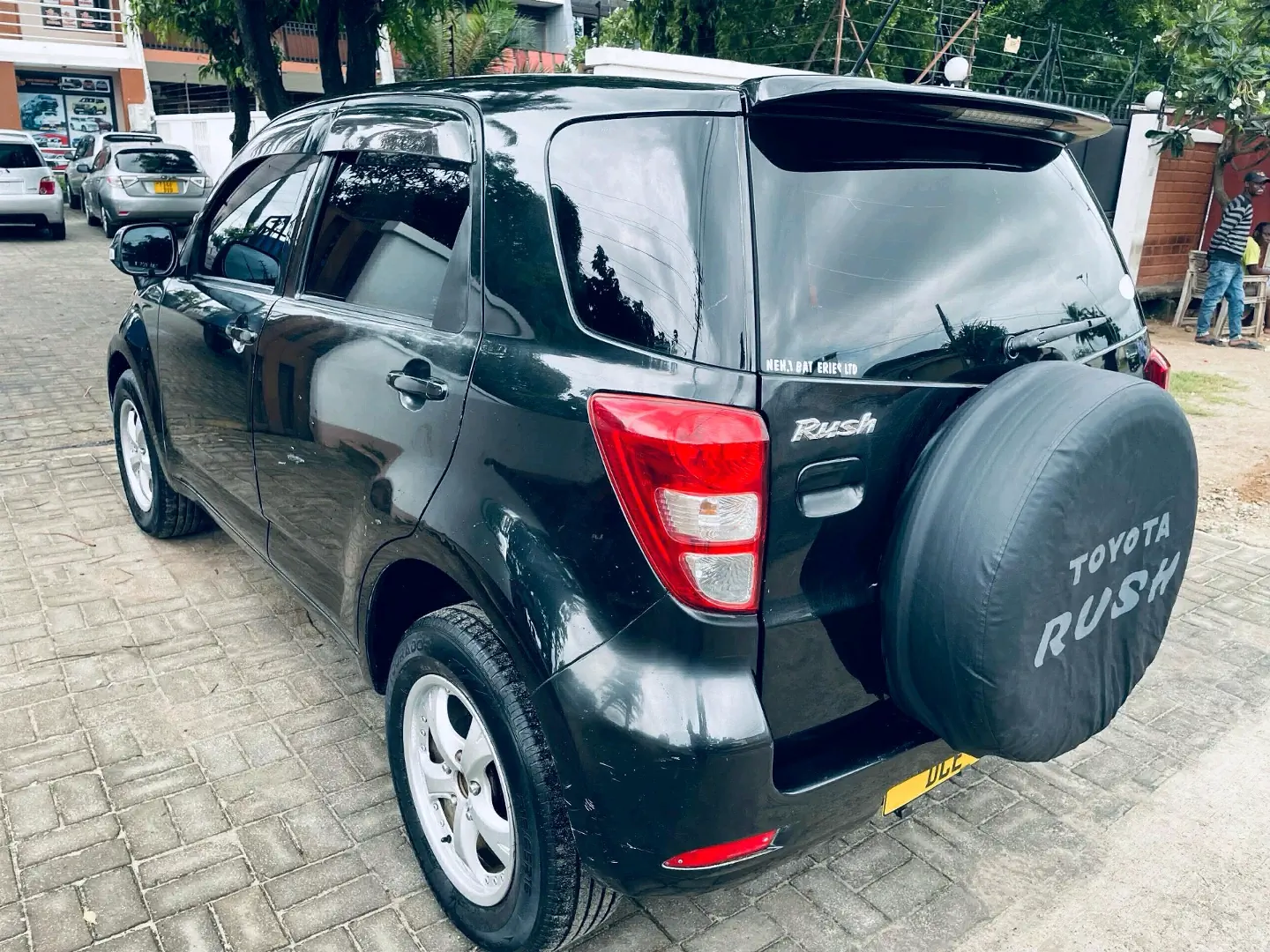 Toyota Rush 2010 SUV 1490cc thumbnail 5