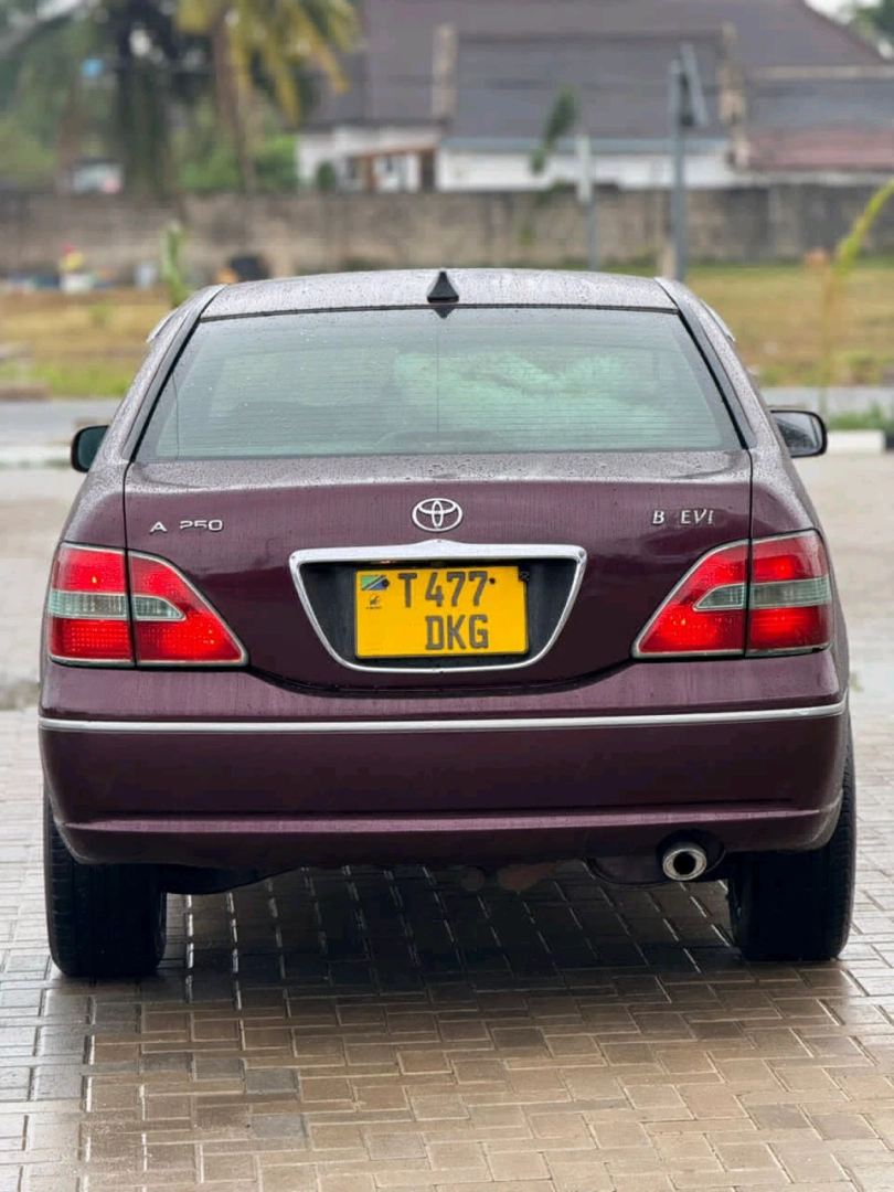 Toyota Brevis DKG 2490 CC Maroon thumbnail 2