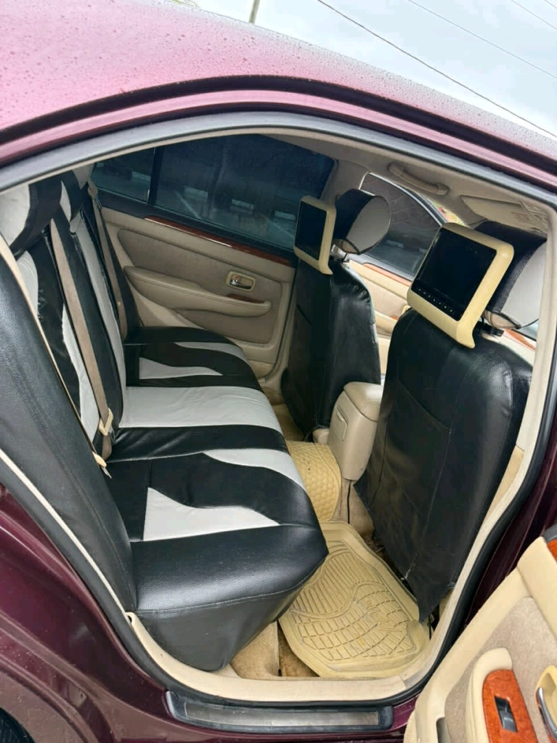 Toyota Brevis DKG 2490 CC Maroon thumbnail 6