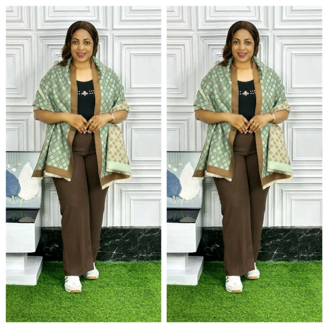 Patterned Shawl or Cardigan for Women