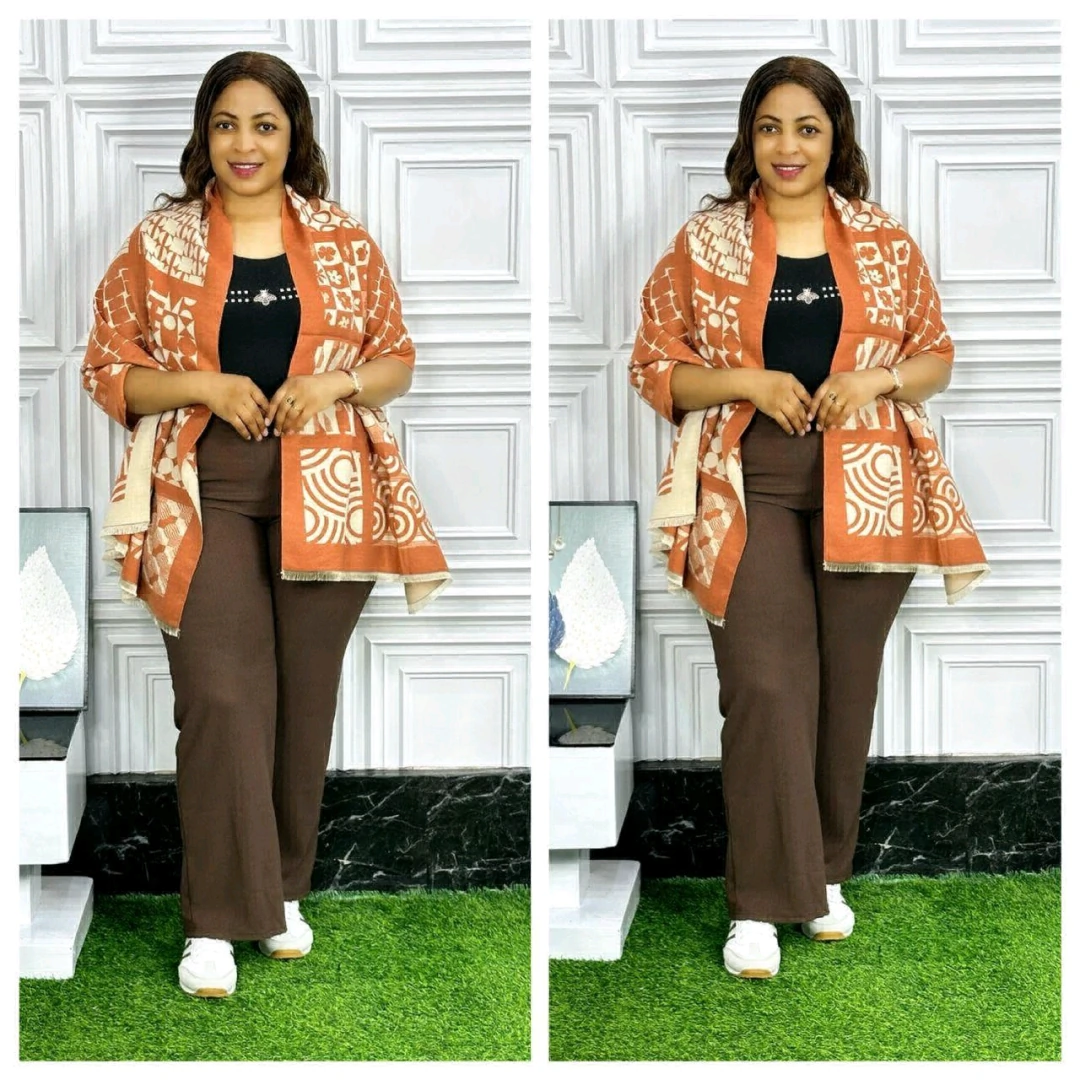Patterned Shawl or Cardigan for Women thumbnail 2