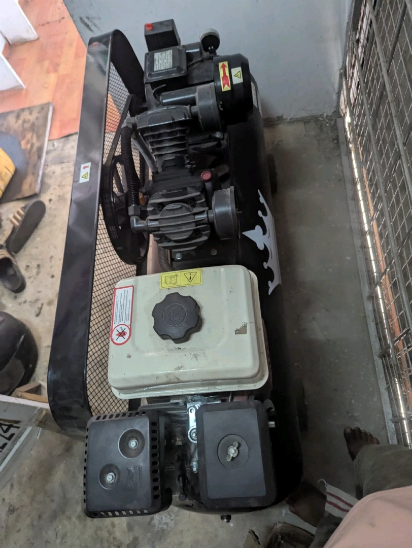 Air Compressor 200 Liters Petrol/Electric thumbnail 2