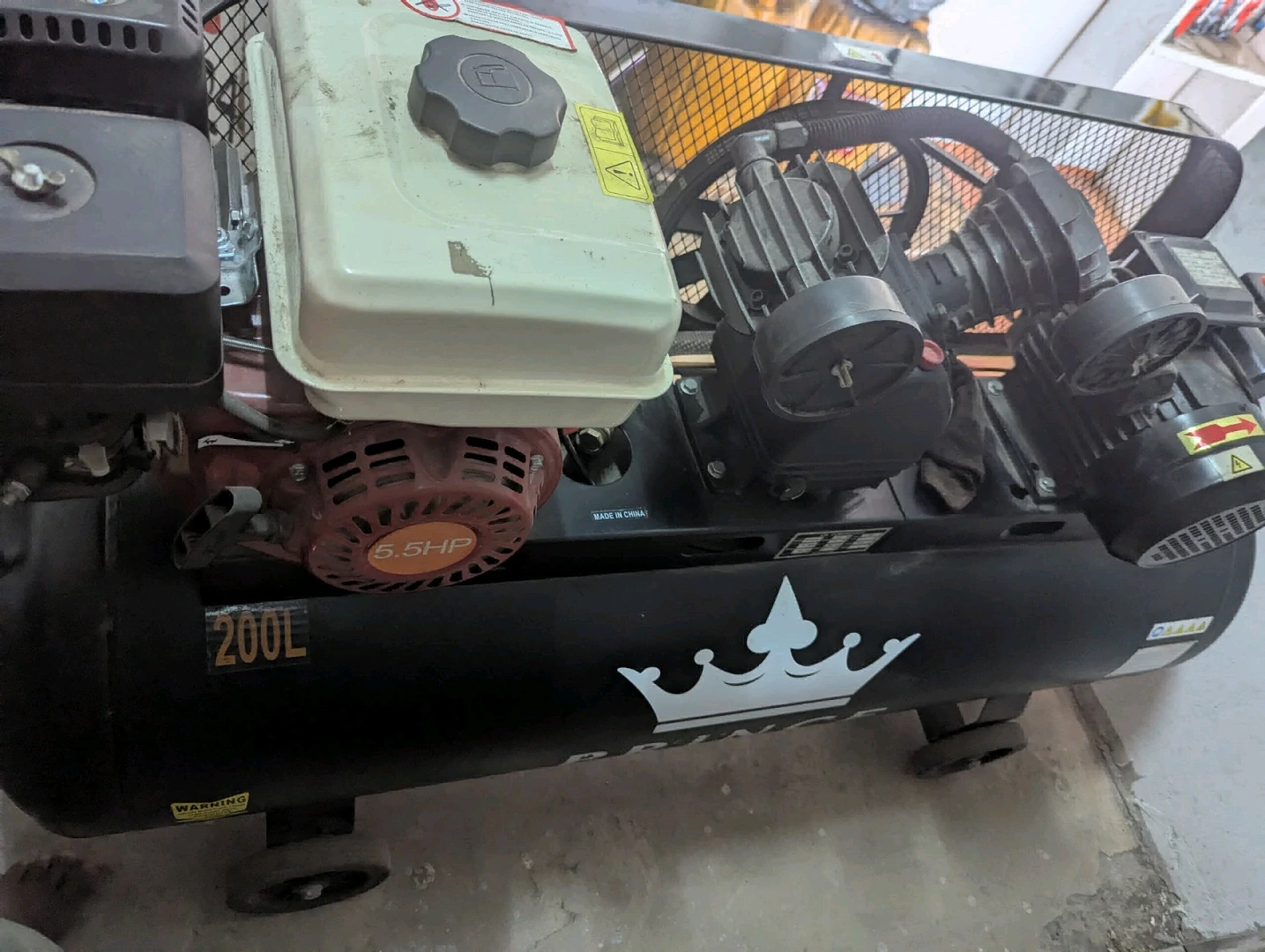 Air Compressor 200 Liters Petrol/Electric thumbnail 3