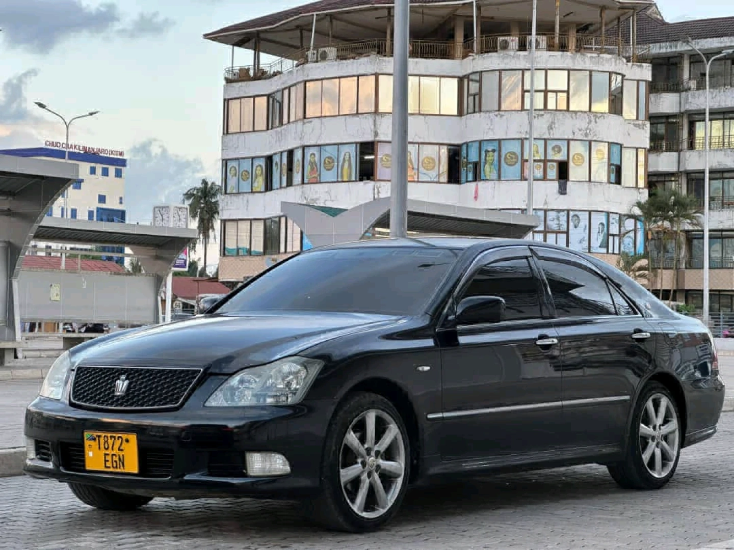 Black Toyota Crown Athlete 2006 (2490 CC) thumbnail 2