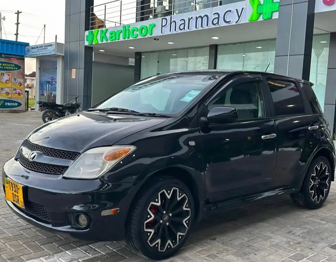 Toyota Ist 2006