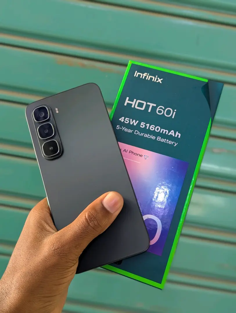Infinix Hot 60i (256GB/16GB RAM) thumbnail 2