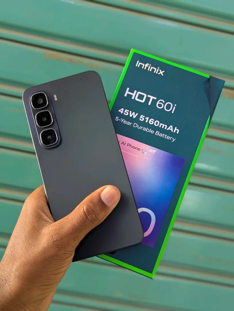 Infinix Hot 60i (256GB/16GB RAM) thumbnail 5