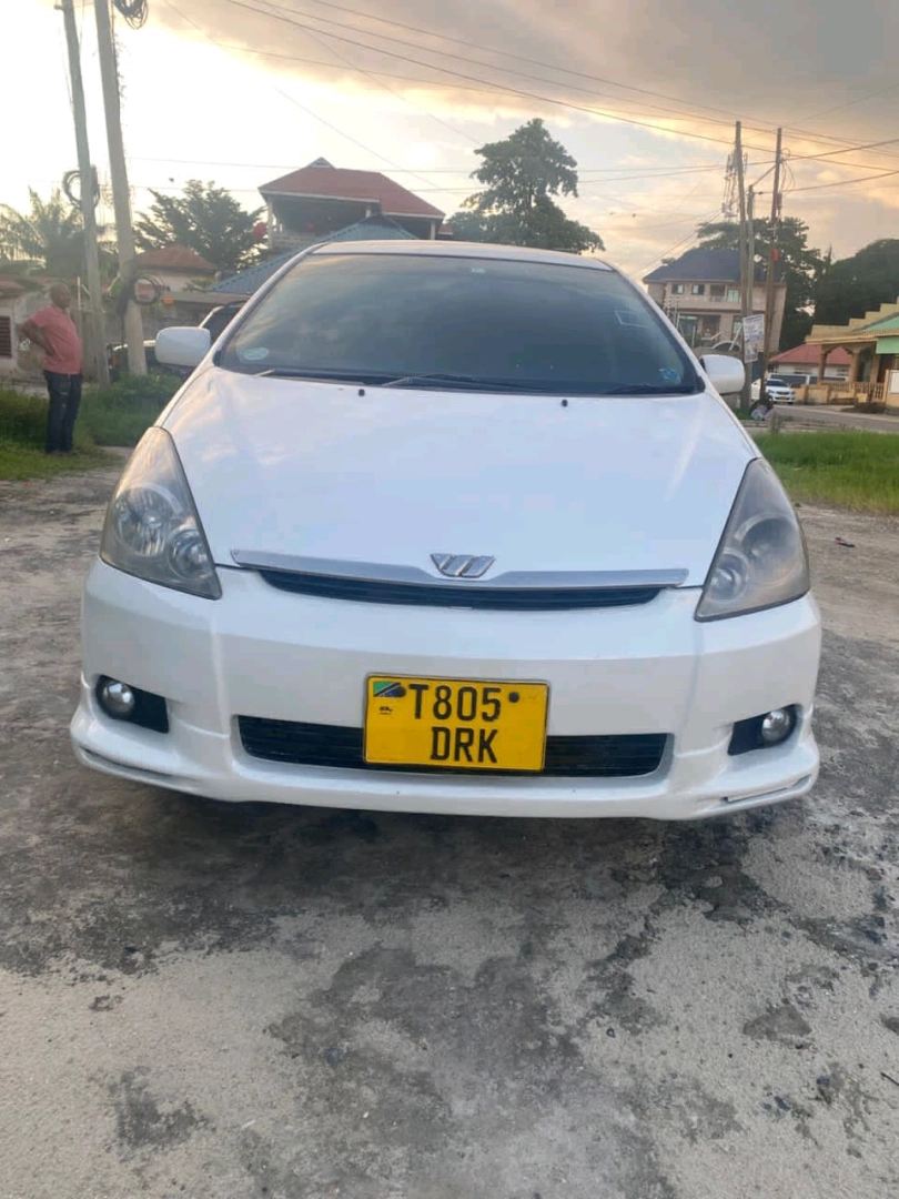 Toyota Wish 2005 Inauzwa