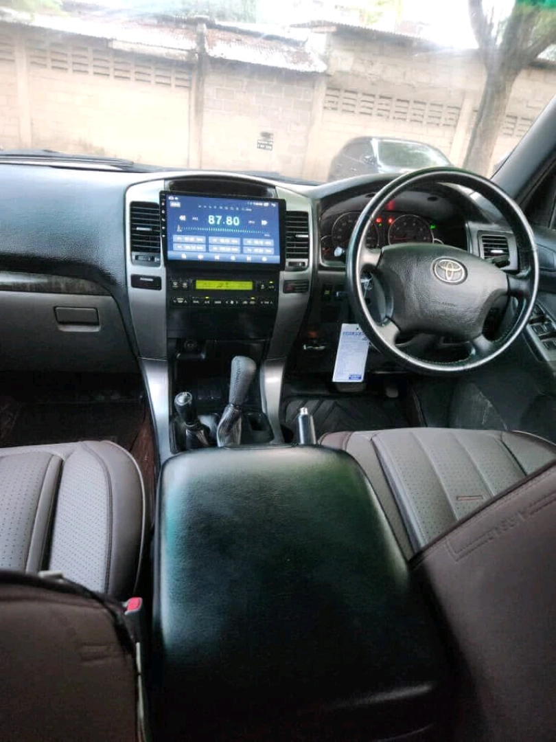 Toyota Land Cruiser Prado 120 for Sale thumbnail 5